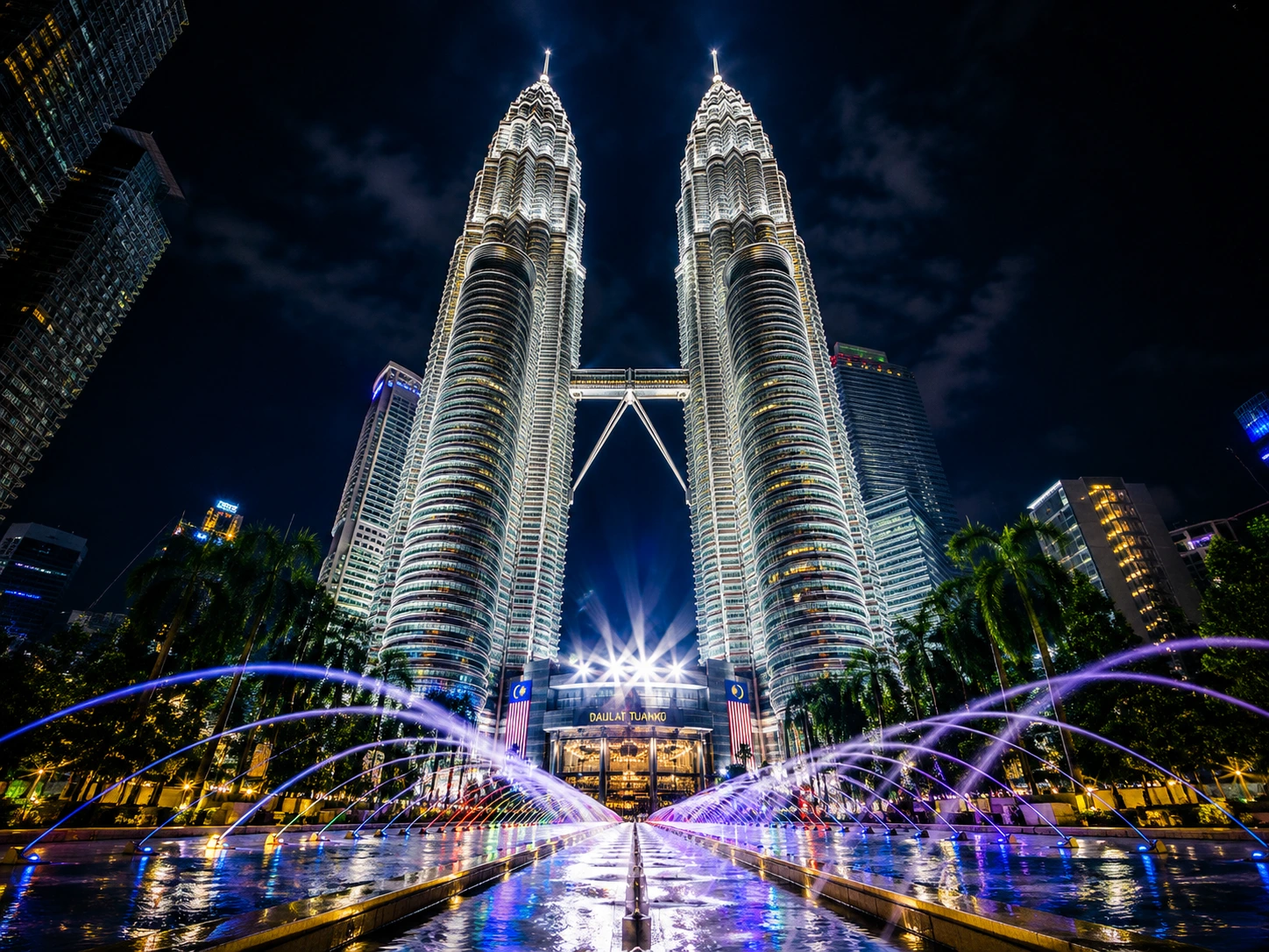 Explore The Malaysia